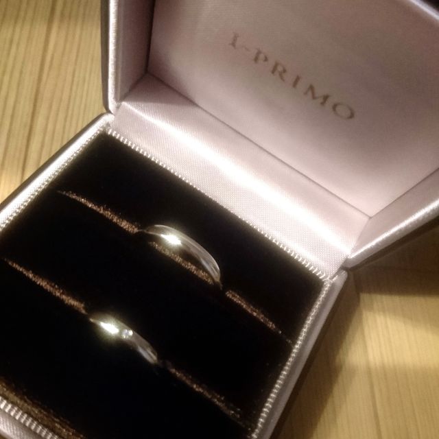 【アイプリモ(I-PRIMO)の口コミ】 結婚指輪は日常的に、長くつけるものなので、シンプルなものが良いと思い…