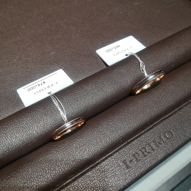 【アイプリモ(I-PRIMO)の口コミ】 ミルグレインのデザインのものを探していました。最初はプラチナだけのも…