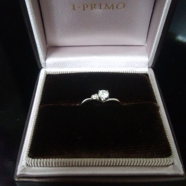 【アイプリモ(I-PRIMO)の口コミ】 最初はなんとなくS字デザインのものと考えていましたが、他のデザインと見…