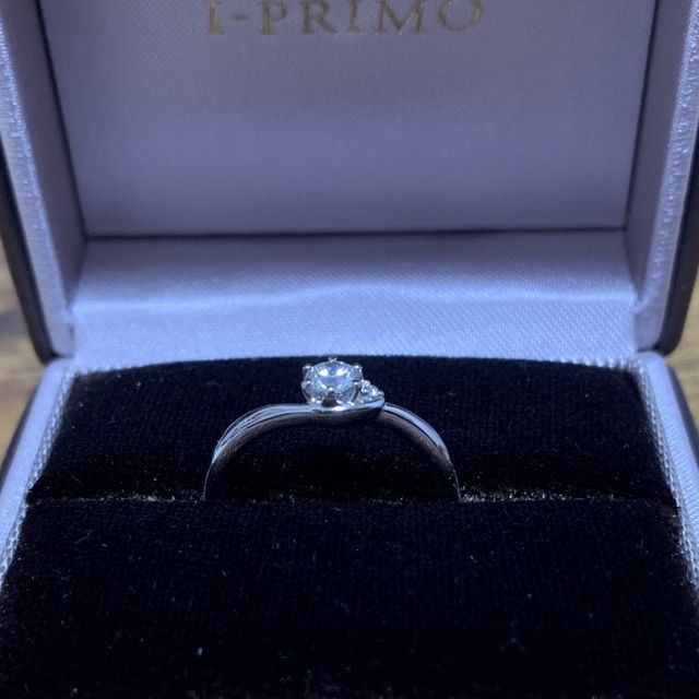 【アイプリモ(I-PRIMO)の口コミ】 キラキラしすぎるのは嫌で…そもそもダイヤの指輪自体苦手だと思い…