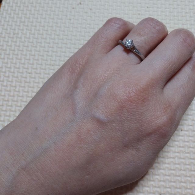 【俄(にわか)の口コミ】 夫が結婚を決めた時に購入してくれました。
色々なブランドを探したそうで…