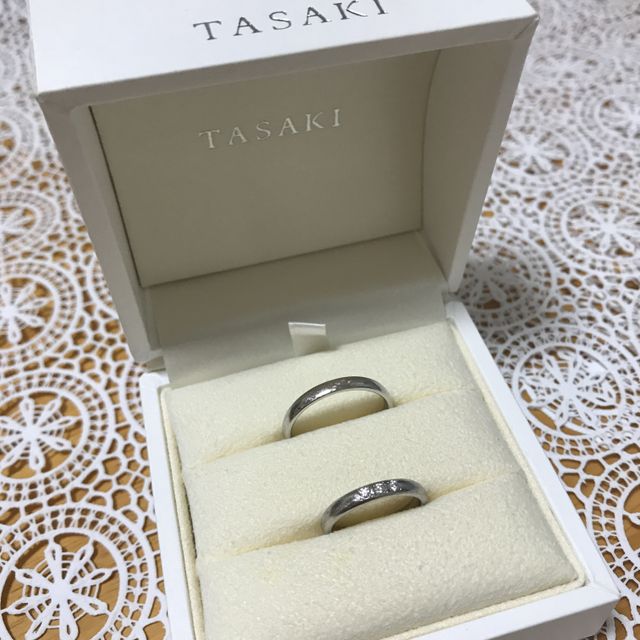 【TASAKI(タサキ)の口コミ】 婚約指輪、結婚指輪ともに色々なお店を回りましたが、タサキさんのデザイ…