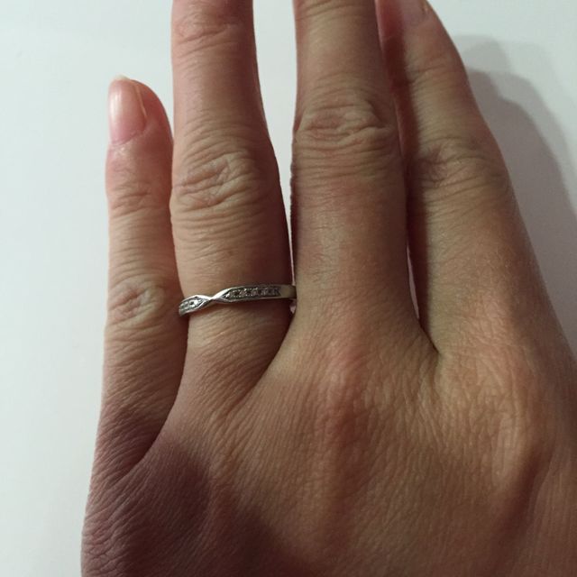 【4℃ BRIDAL(ヨンドシーブライダル)の口コミ】 8号サイズがあった事と、指輪以外のサービスも充実していた(ウェディング…