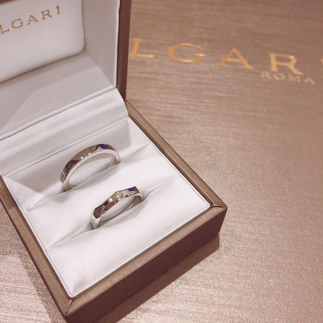 【ブルガリ(BVLGARI)の口コミ】 第一に太めのデザインが希望であり、指が華奢に見えるデザインのものを探…