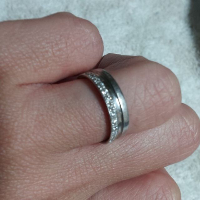 【ウィスプ(WISP)の口コミ】 結婚式の準備に終われ、結婚指輪の購入はギリギリの約一ヶ月前でした。特…