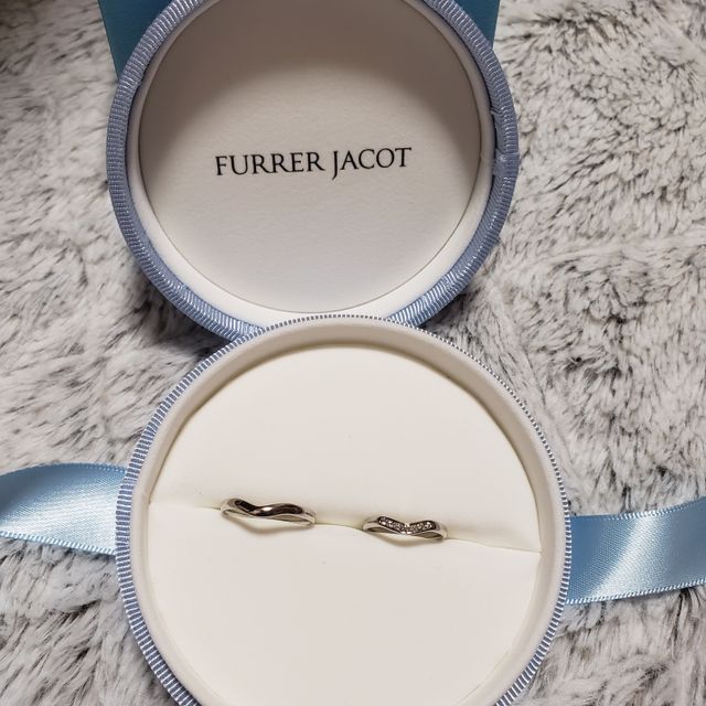 【【閉業】フラー・ジャコー(FURRER-JACOT)の口コミ】 一番は付け心地！！！
色々リングを付けてみた中で断トツの付け心地！
見…