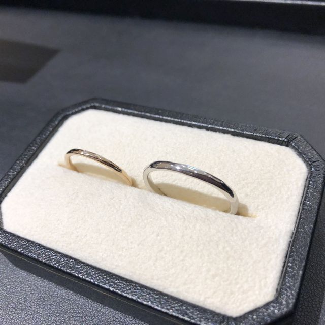 【SIENAROSE(シエナロゼ)の口コミ】 婚約指輪もSIENAでオーダーしました。はじめは、結婚指輪はデザインリング…