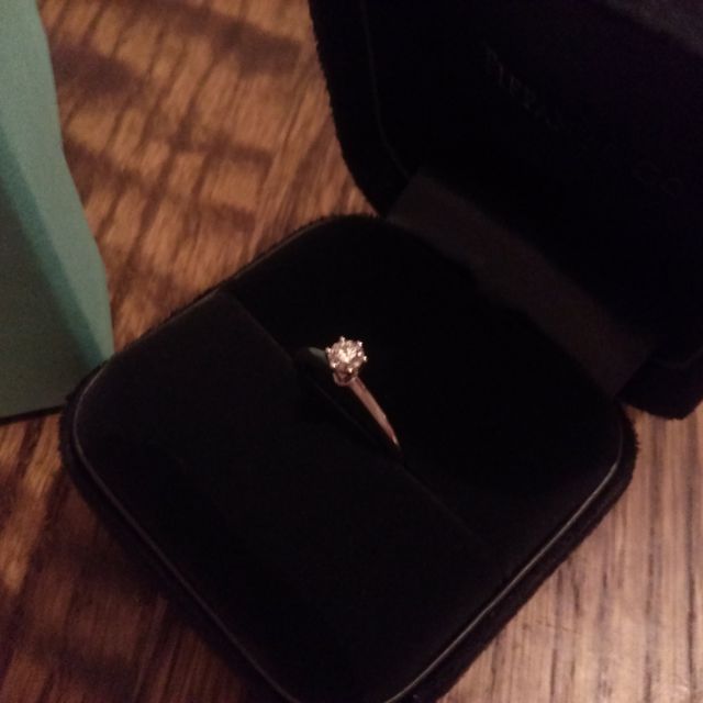 【ティファニー(Tiffany & Co.)の口コミ】 旦那様が選んだので詳しくはわかりませんが、シンプルなデザインの物の方…