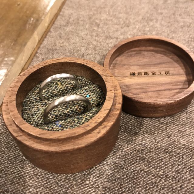 【鎌倉彫金工房の口コミ】 自分たちで世界に唯一の指輪を手作りできること。きやびやかなお店のショ…