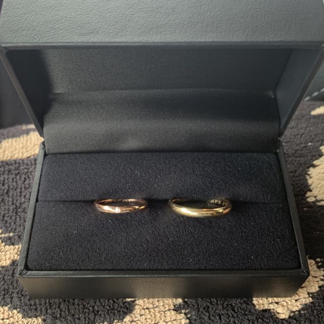 【coordi(コーディ)の口コミ】 お互いシンプルなデザインが良かったのですが私は細めが、主人は太めのデ…