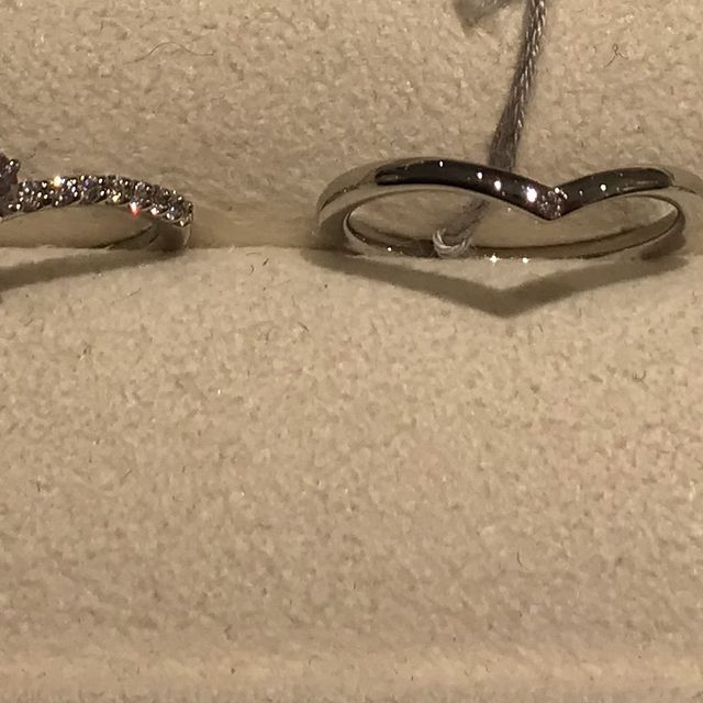 【festaria bijou SOPHIA(フェスタリア ビジュソフィア)の口コミ】 ダイヤモンドがたくさん入っている結婚指輪があこがれだったため、出来る…