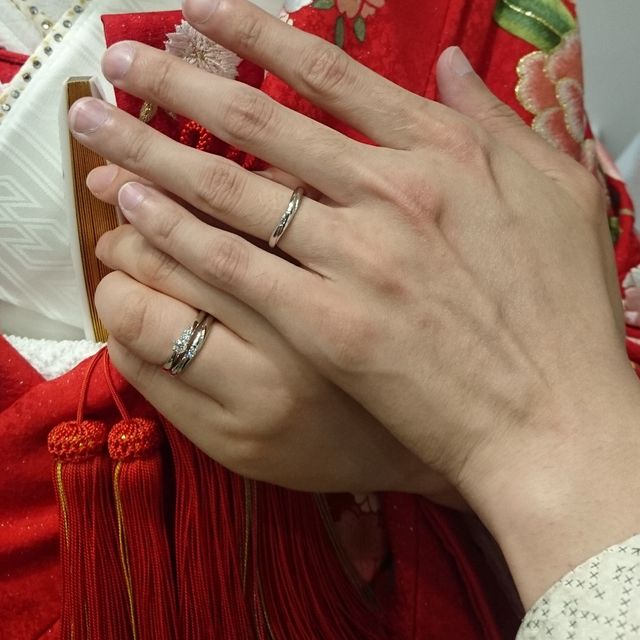 【4℃ BRIDAL(ヨンドシーブライダル)の口コミ】 一通り試着して満足のいくデザインが結婚指輪婚約指輪ともに見つかりまし…