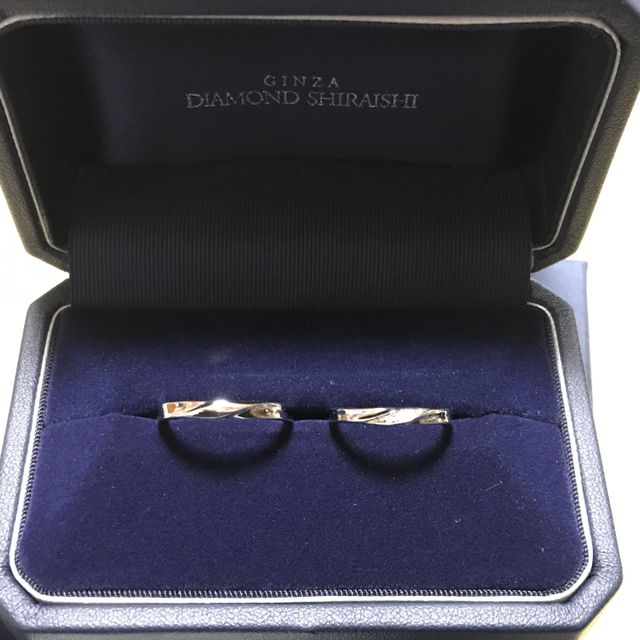 【銀座ダイヤモンドシライシの口コミ】 丸いフォルムでつけ心地が良く、長く愛用出来ると思いました。そして、理…