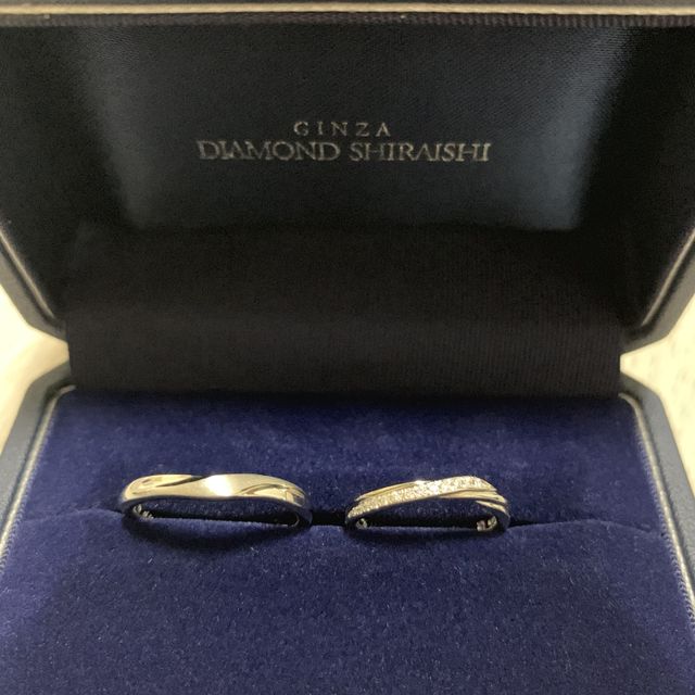 【銀座ダイヤモンドシライシの口コミ】 理想のデザインでした！ラインをお揃いにしてみました！つけた感じが、ラ…