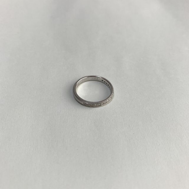 【宝寿堂(ほうじゅどう)の口コミ】 クラシカルさと華やかさ、そしてハーフエタニティのダイヤ面とダイヤなし…