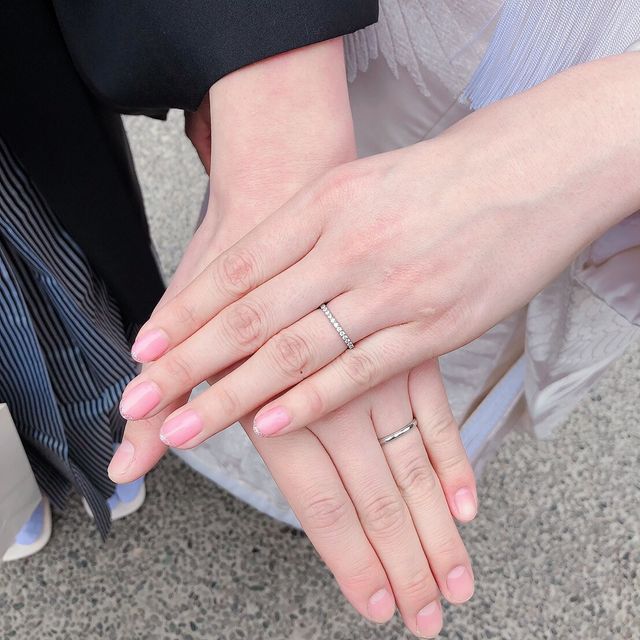 【エクセルコダイヤモンド(EXELCO DIAMOND)の口コミ】 もともとハーフエタニティで探していたため、2〜3店舗下見をしに行きその…