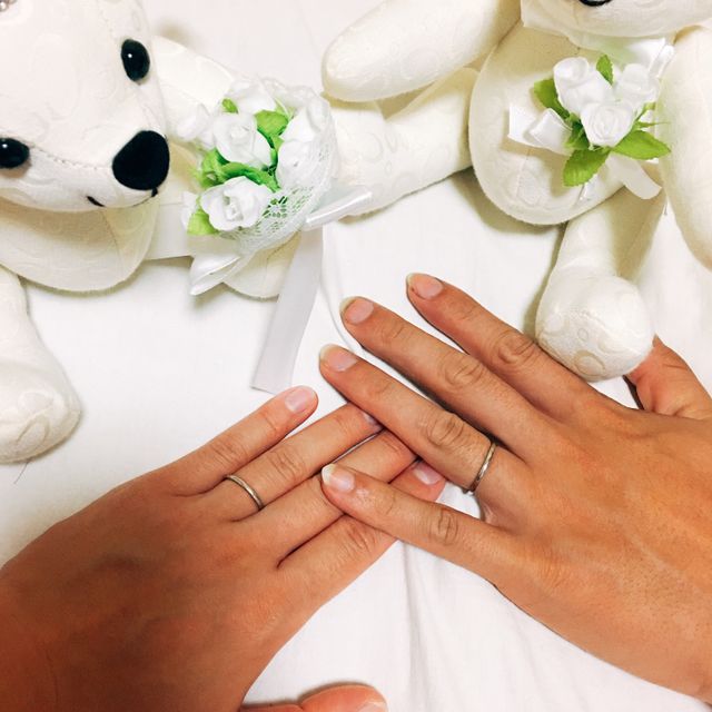 【4℃ BRIDAL(ヨンドシーブライダル)の口コミ】 普段アクセサリー類をしないので、出来るだけシンプルでつけてても違和感…