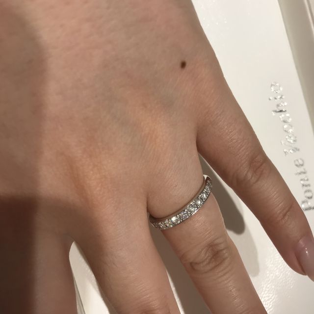 【Ponte Vecchio(ポンテヴェキオ)の口コミ】 ボリュームもあり、ダイヤモンドが沢山ついているので華やかさがありまし…