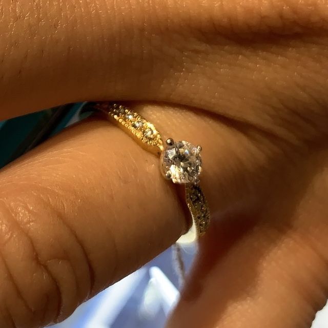 【ENUOVE(イノーヴェ)の口コミ】 彼女が一目惚れして、ぴったり似合ったので決めました！レトロで可愛らし…