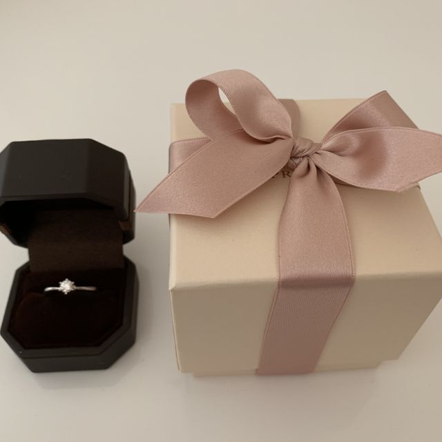 【アイプリモ(I-PRIMO)の口コミ】 主人がサプライズで購入していたようで、決め手はわからないのですが、可…