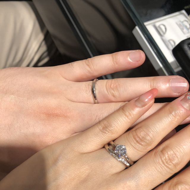 【銀座ダイヤモンドシライシの口コミ】 価格帯も10万円台が多く取り扱われており、割とシンプルなデザインから色…