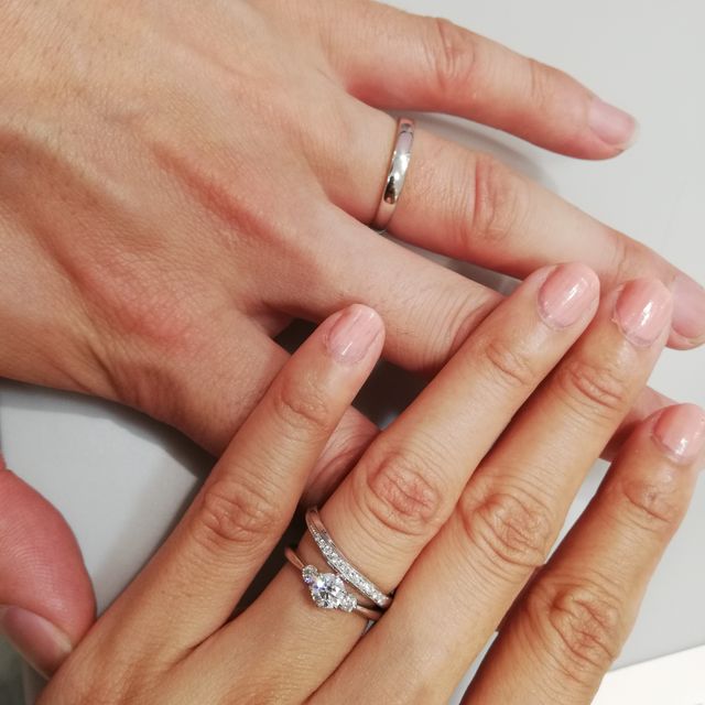 【銀座ダイヤモンドシライシの口コミ】 初めはエタニティリングにしようと思いましたが、意外と派手で会社につけ…