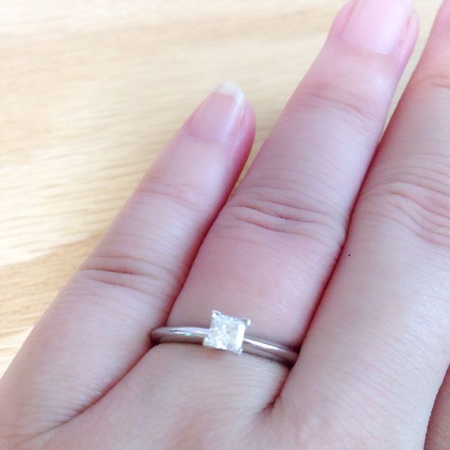 【ティファニー(Tiffany & Co.)の口コミ】 ジュエリーに全く興味がない私でしたが、Tiffanyなら間違いないだろうと旦…