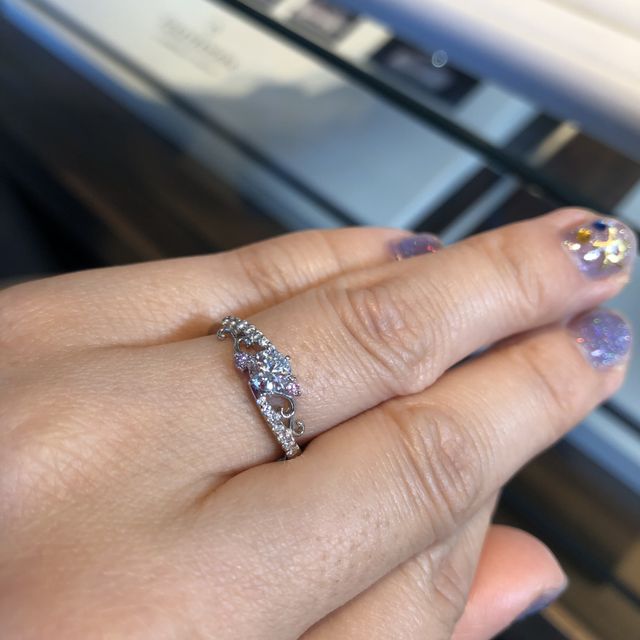 【I's stone(アイズストーン)の口コミ】 あまり人と被らない個性的なデザインを探していました。また、稀少なピン…