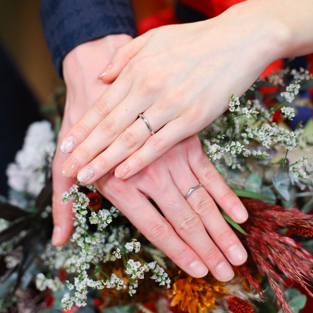 【THREE TREES(スリーツリーズ)の口コミ】 夫婦で話し合って好きなデザイン、表面加工など細かいところまで選べて作…