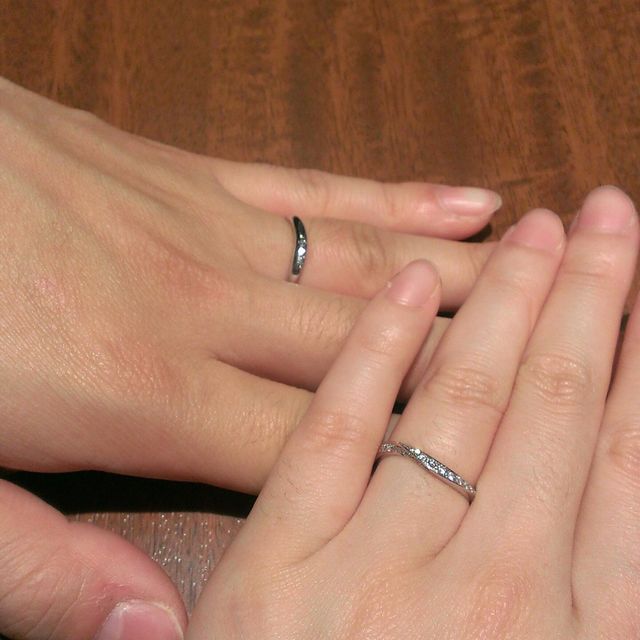 【ラザール ダイヤモンド(LAZARE DIAMOND)の口コミ】 細めでキラキラしていてウェーブがかかったものという明確なものを探して…