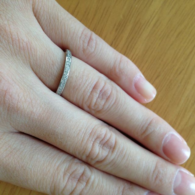 【PAVEO CHOCOLAT(パヴェオショコラ)の口コミ】 婚約指輪は購入してないので、結婚指輪にはダイヤを入れようと思いました…