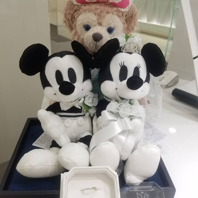 【4℃ BRIDAL(ヨンドシーブライダル)の口コミ】 ディズニーが大好きなので、絶対にコレって決めてましたぁ♡
ウェーブして…