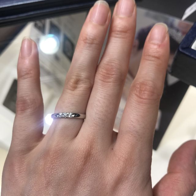 【MIKIMOTO(ミキモト)の口コミ】 指にぴったりフィットして、指輪に慣れていない私であっても快適に装着で…