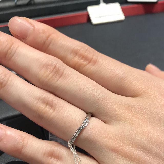 【TASAKI(タサキ)の口コミ】 存在感がありつつも、がっしりしすぎず、付け心地が良いものを探していた…