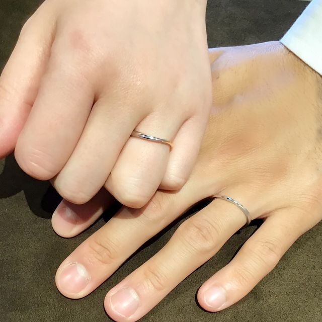 【TOMOE(トモエ)の口コミ】 シンプルだけど、少しデザイン性があるものがいいなと思って色々探してい…