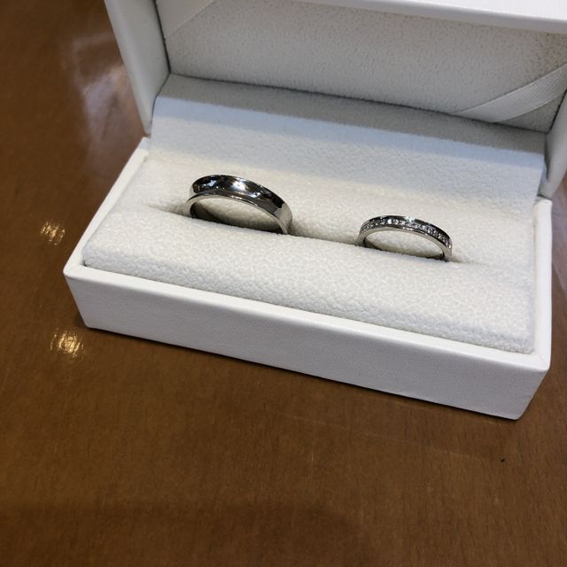 【OCTAVE(オクターヴ)の口コミ】 彼の方が平打ちで幅広のデザインがいいとの希望があったので、そのような…