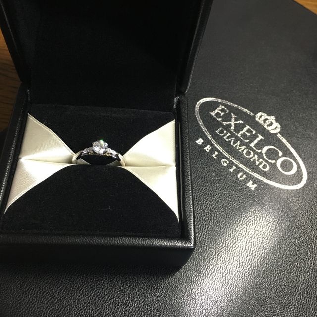 【エクセルコダイヤモンド(EXELCO DIAMOND)の口コミ】 彼が、一生懸命調べてくれた指輪だったということと、デザインも気に入り…