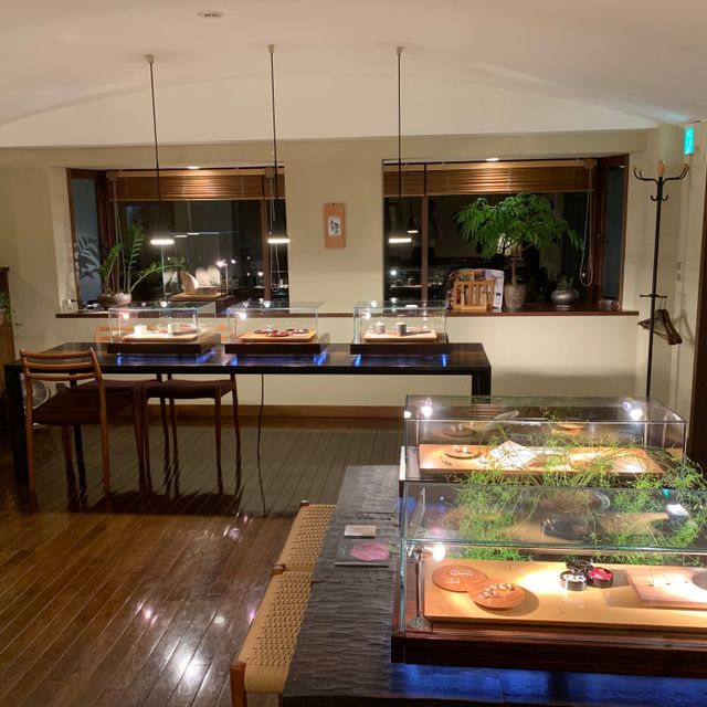 【入倉康ジュエリー工房の口コミ】 知人がつけているのをみて、素敵なデザインだと感じたのと、セミオーダー…