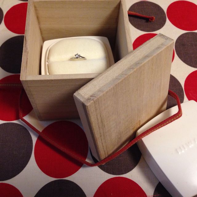 【俄(にわか)の口コミ】 HPで見た時から気になっていたのですが、実際に試着させて頂いて、シンプ…