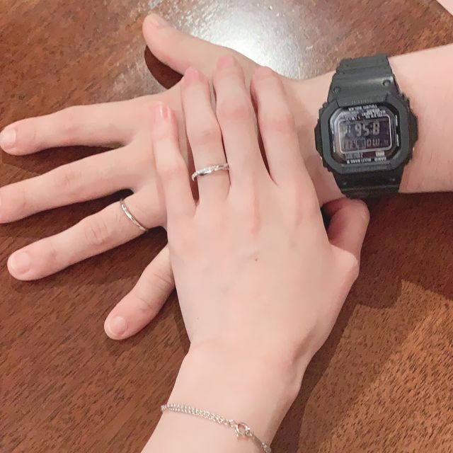 【AHKAH(アーカー)の口コミ】 他にあまりない変わったデザインに惹かれて購入しました。結婚指輪なので…