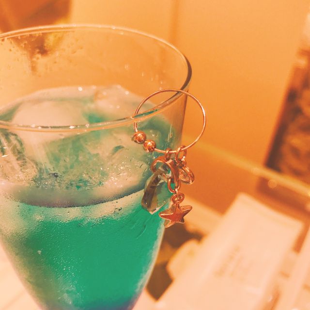 【festaria bijou SOPHIA(フェスタリア ビジュソフィア)の口コミ】 ダイヤモンドが斜めについているデザインです。
他店と比較して値段がとて…