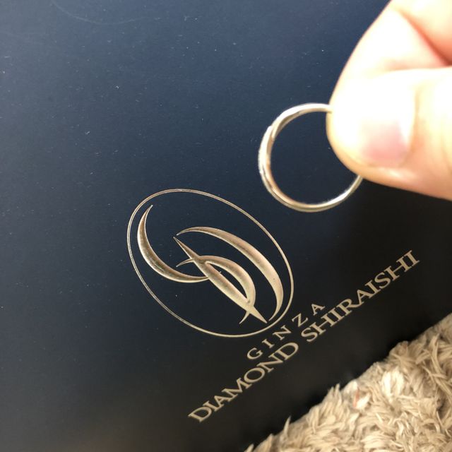 【銀座ダイヤモンドシライシの口コミ】 付けている姿を想像すると、とてもかわいく、
大事にしてくれそうだったし…