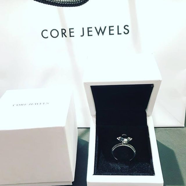 【CORE JEWELS(コアジュエルス)の口コミ】 普段はシルバーアクセを着けることが多いですが、結婚指輪にはハイジュエ…