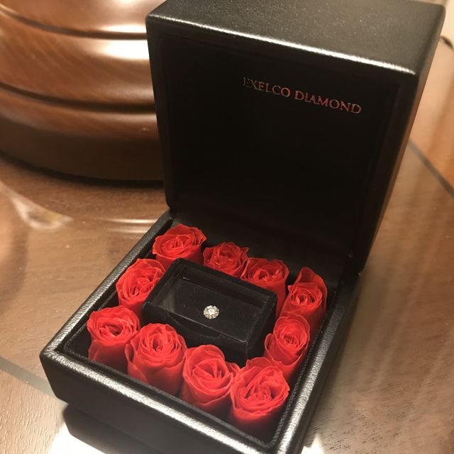 【エクセルコダイヤモンド(EXELCO DIAMOND)の口コミ】 ダイヤでのプロポーズをしてもらい、翌週ダイヤの購入先のエクセルコダイ…