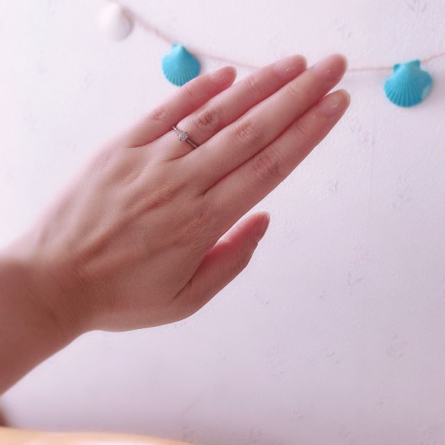 【アイプリモ(I-PRIMO)の口コミ】 相手に似合うものをと思い シンプルなものにしました。裏にイニシャルなど…