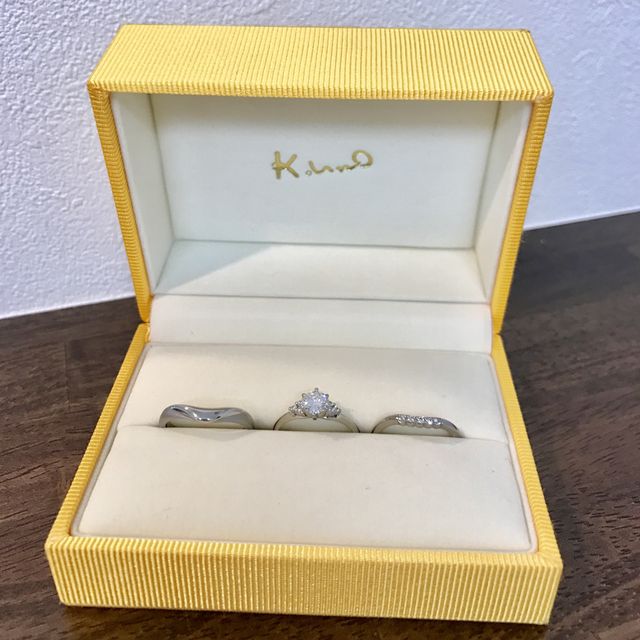 【ケイウノ ブライダル(K.UNO BRIDAL)の口コミ】 当初親から譲り受けた婚約指輪をリメイクするか悩んでいたため、リメイク…