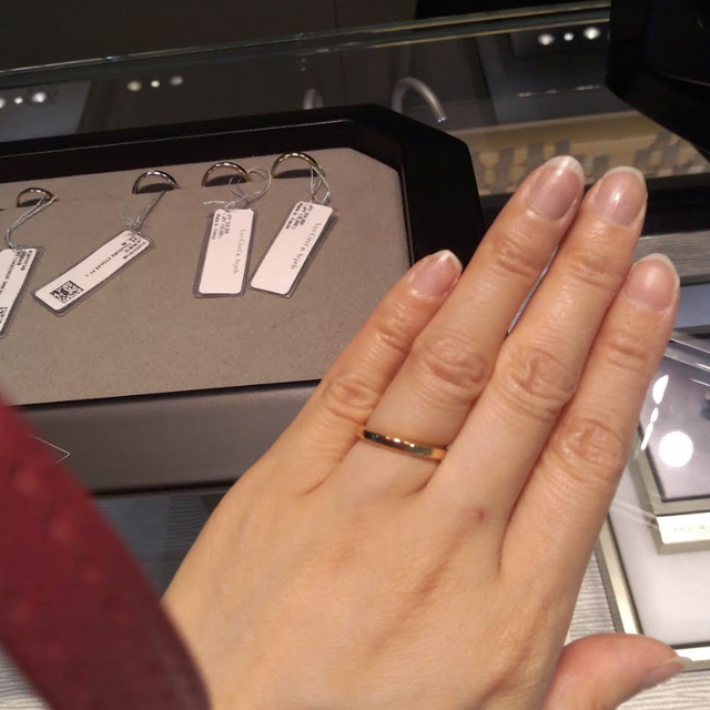 【ヴァン クリーフ＆アーペル(Van Cleef & Arpels)の口コミ】 最後まで選択肢に残ったヴァンクリーフ トゥージュール 2.5mm ローズゴー…