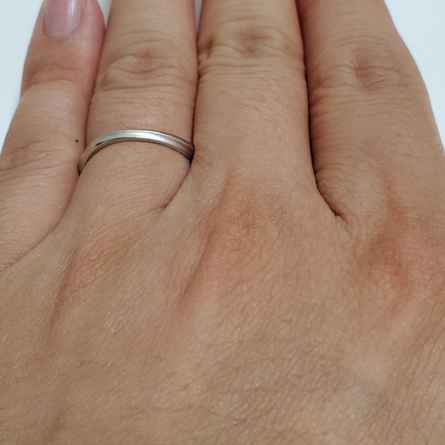 【銀座ダイヤモンドシライシの口コミ】 指輪の種類が300種類あり、かなり迷いましたが納得のいくデザインがあった…
