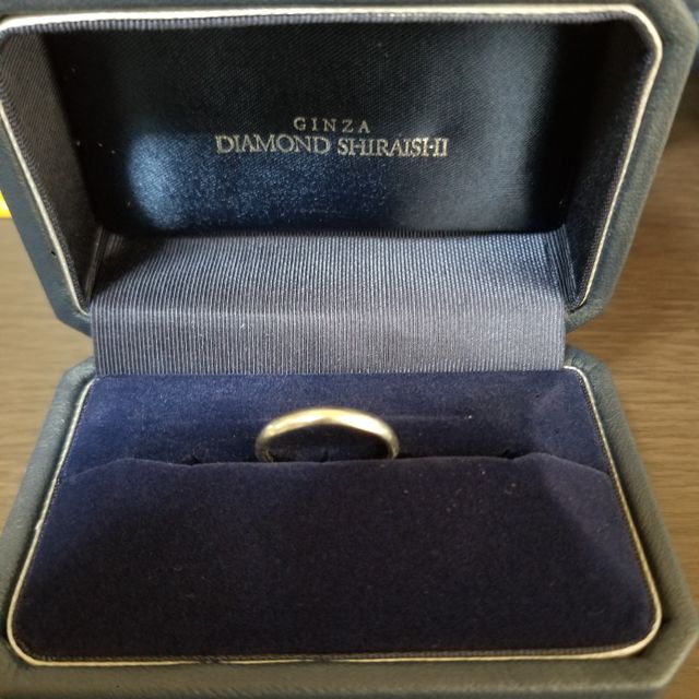 【銀座ダイヤモンドシライシの口コミ】 デザイン‥シンプルなものだけど、チープに感じないデザインを求めていたた…