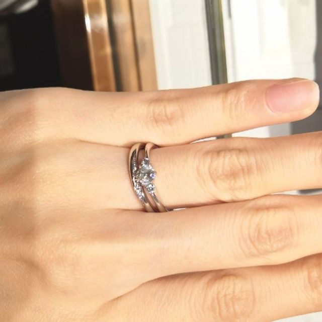 【銀座ダイヤモンドシライシの口コミ】 希望のデザインとして探しているエンゲージリングのイメージに近い形で気…